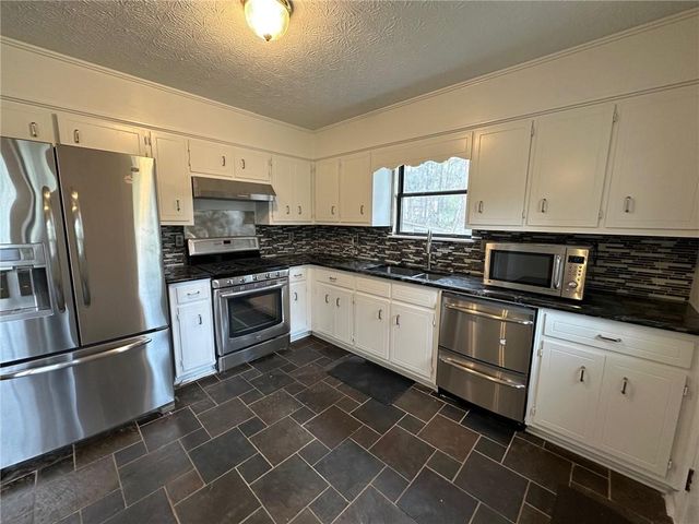 2697 Shetland Lane, Duluth, GA 30096