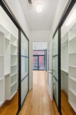 2734 N LINCOLN Avenue 3E, Chicago, IL 60614