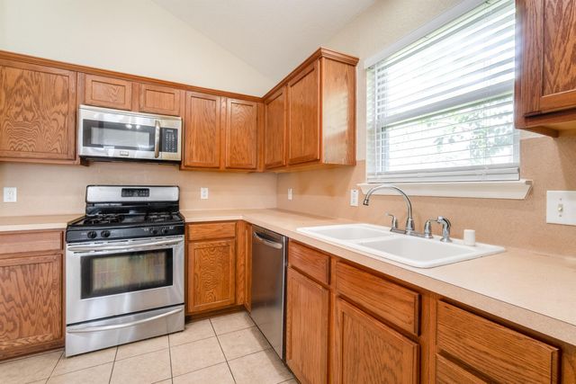 8442 Rollins Bend Lane, Richmond, TX 77407