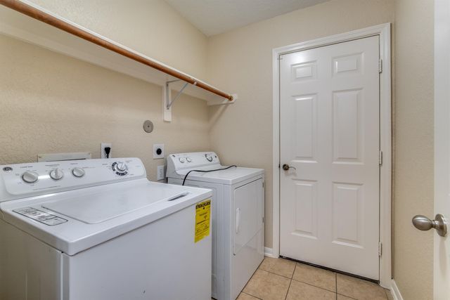 8442 Rollins Bend Lane, Richmond, TX 77407