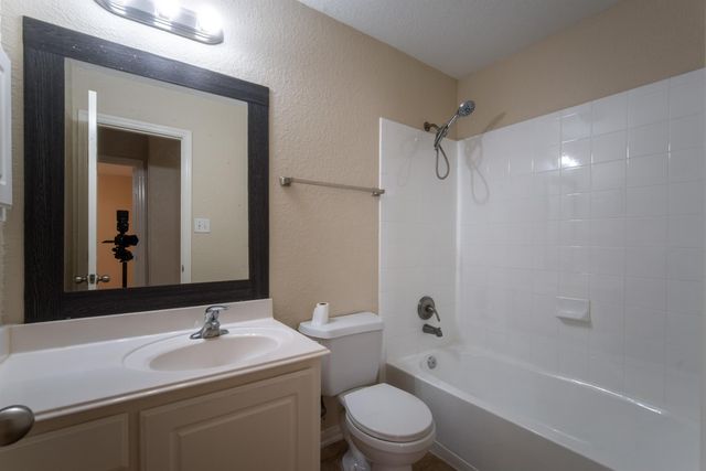 8442 Rollins Bend Lane, Richmond, TX 77407