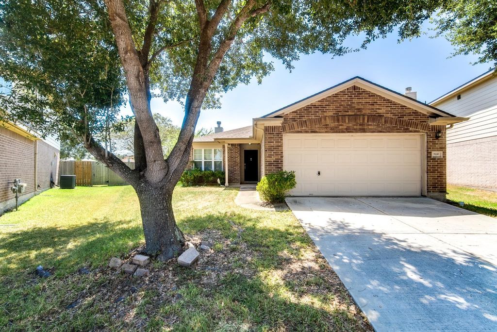 8442 Rollins Bend Lane, Richmond, TX 77407