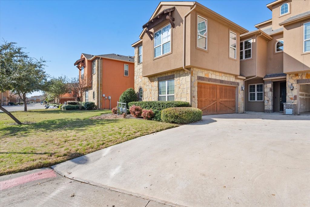 2630 Villa Di Lago 6, Grand Prairie, TX 75054 — photo 4