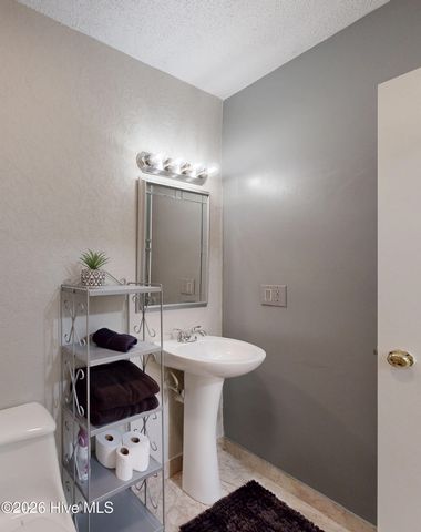 200 Rollins Drive 12, Greenville, NC 27834