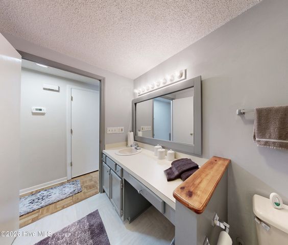 200 Rollins Drive 12, Greenville, NC 27834