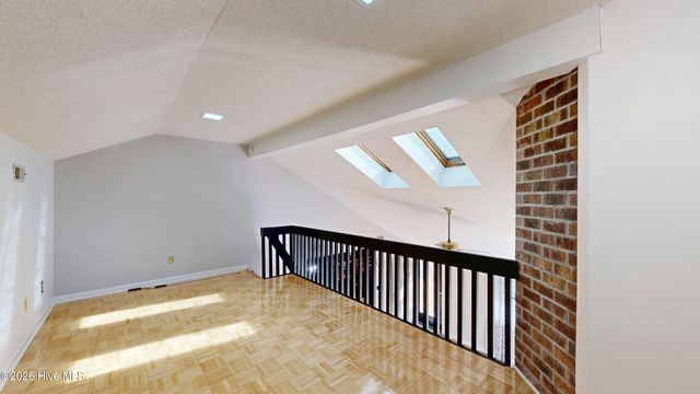 200 Rollins Drive 12, Greenville, NC 27834