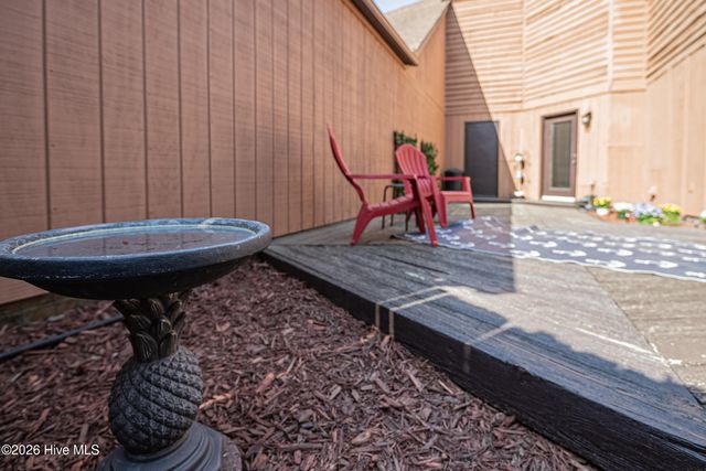 200 Rollins Drive 12, Greenville, NC 27834