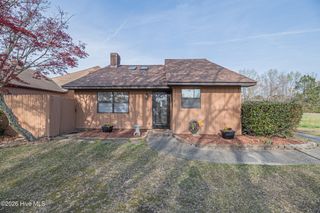 200 Rollins Drive 12, Greenville, NC 27834