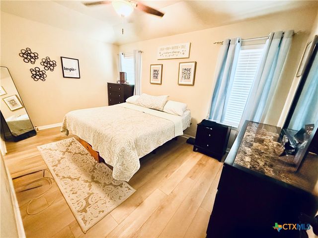 109 Salas Drive, San Marcos, TX 78666