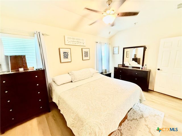 109 Salas Drive, San Marcos, TX 78666