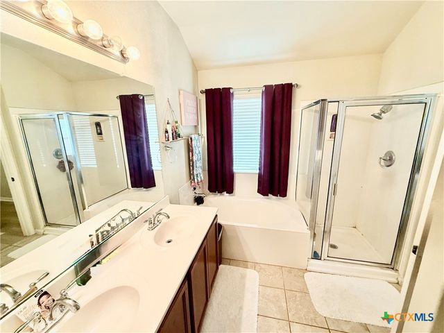 109 Salas Drive, San Marcos, TX 78666