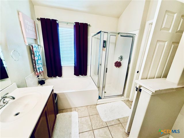 109 Salas Drive, San Marcos, TX 78666