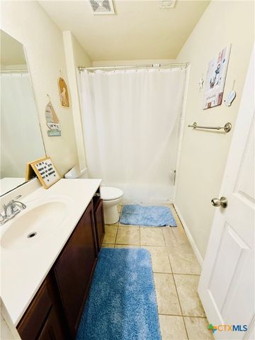 109 Salas Drive, San Marcos, TX 78666