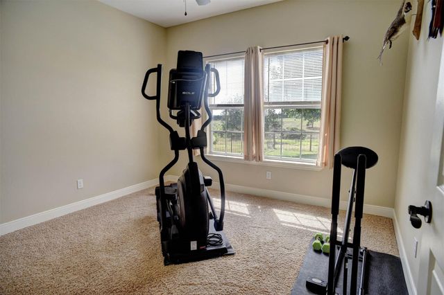 937 Highway 21 E, Bastrop, TX 78602