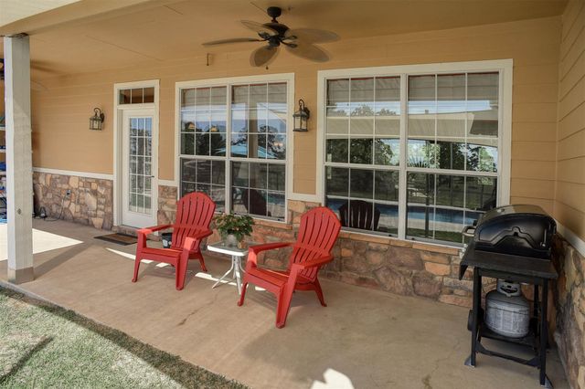 937 Highway 21 E, Bastrop, TX 78602