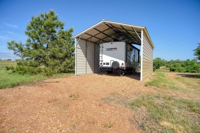 937 Highway 21 E, Bastrop, TX 78602