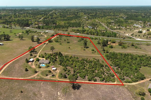 937 Highway 21 E, Bastrop, TX 78602