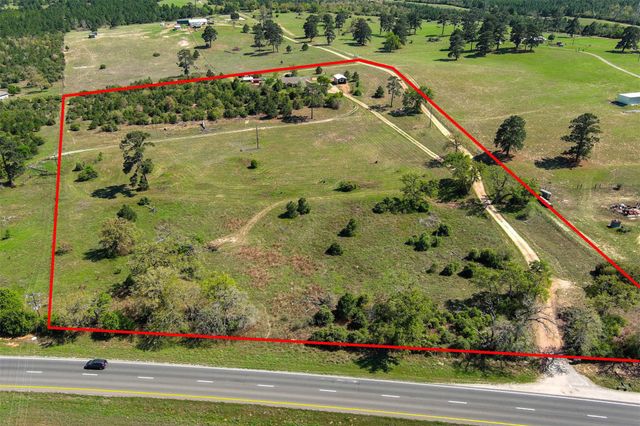 937 Highway 21 E, Bastrop, TX 78602