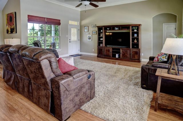 937 Highway 21 E, Bastrop, TX 78602