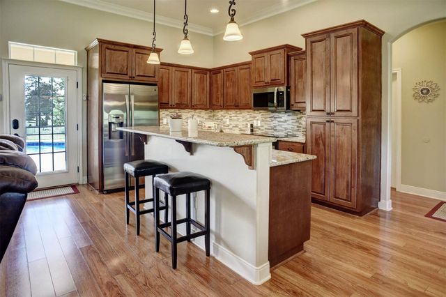 937 Highway 21 E, Bastrop, TX 78602