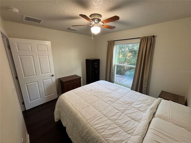 8121 COUNTY ROAD 243B, Wildwood, FL 34785