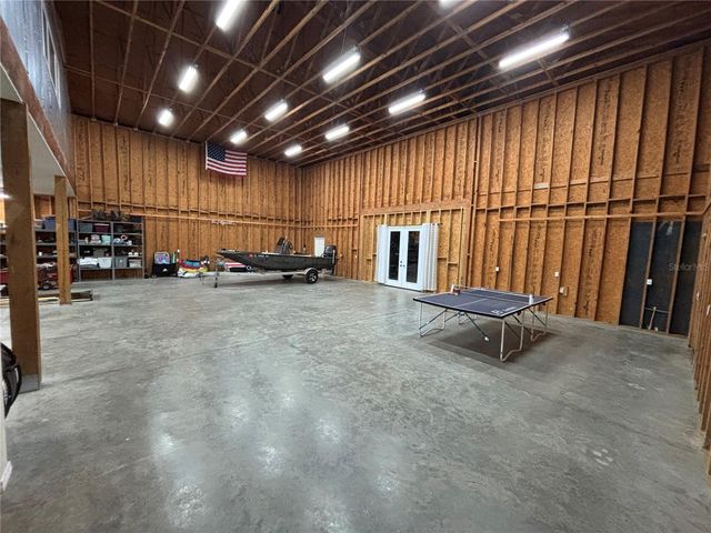 8121 COUNTY ROAD 243B, Wildwood, FL 34785