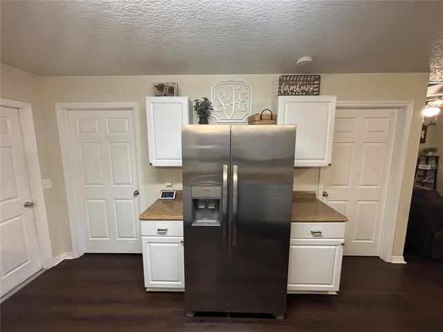 8121 COUNTY ROAD 243B, Wildwood, FL 34785