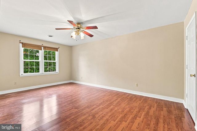 11830 RUTHERFORD DR, Fredericksburg, VA 22407