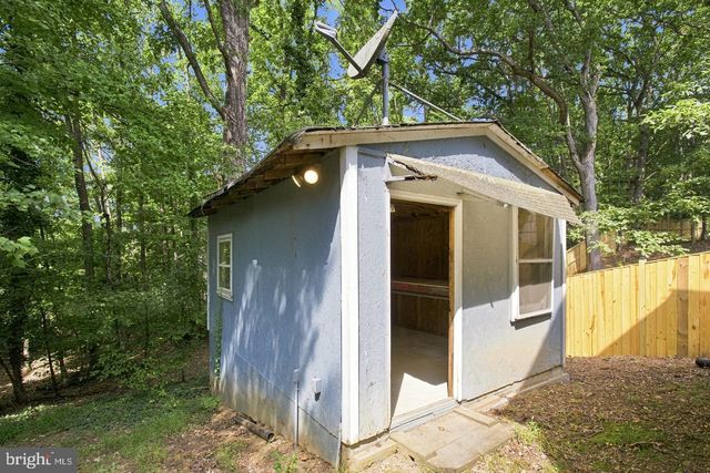 11830 RUTHERFORD DR, Fredericksburg, VA 22407