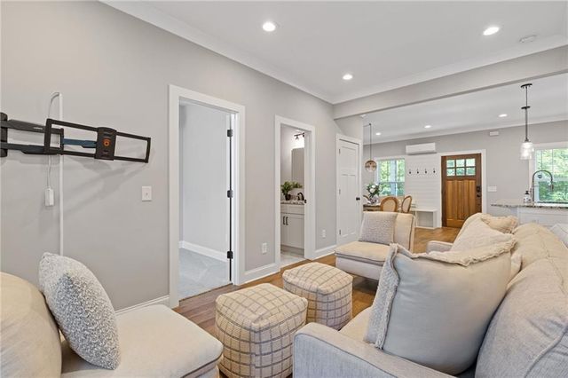 226 Old Canton Circle, Ball Ground, GA 30107