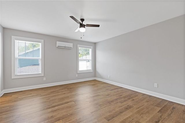 226 Old Canton Circle, Ball Ground, GA 30107