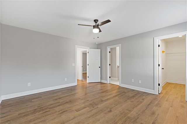 226 Old Canton Circle, Ball Ground, GA 30107