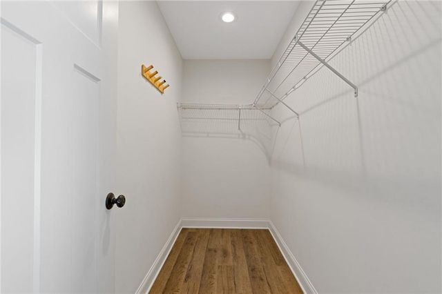 226 Old Canton Circle, Ball Ground, GA 30107