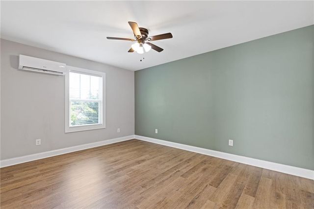 226 Old Canton Circle, Ball Ground, GA 30107