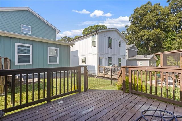 226 Old Canton Circle, Ball Ground, GA 30107