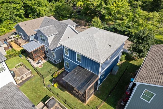226 Old Canton Circle, Ball Ground, GA 30107