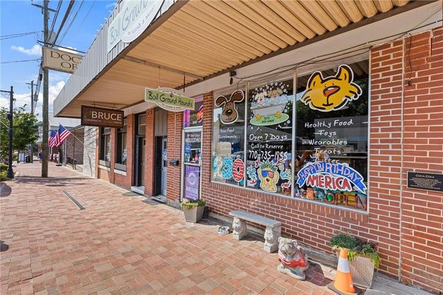 226 Old Canton Circle, Ball Ground, GA 30107