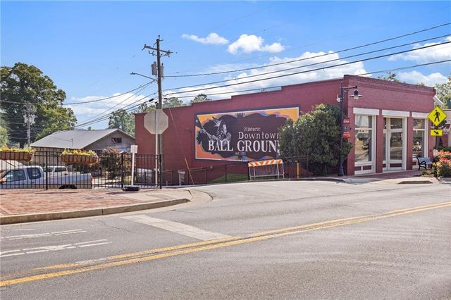 226 Old Canton Circle, Ball Ground, GA 30107
