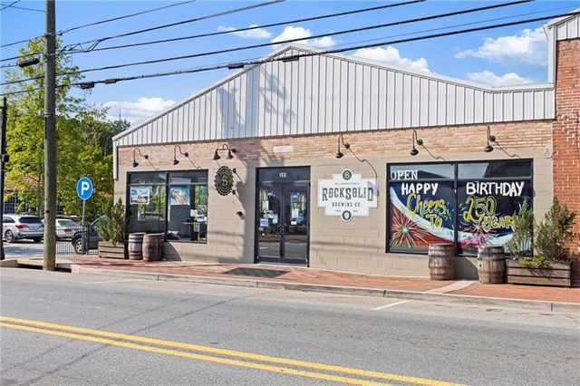 226 Old Canton Circle, Ball Ground, GA 30107