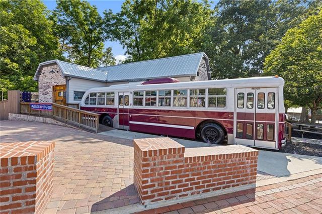 226 Old Canton Circle, Ball Ground, GA 30107
