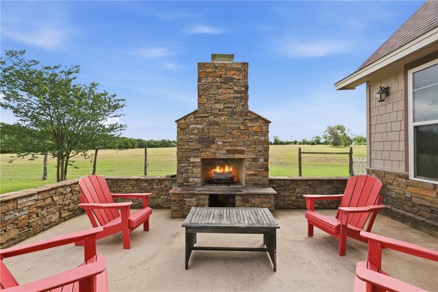 8299 County Road 179, Richards, TX 77873