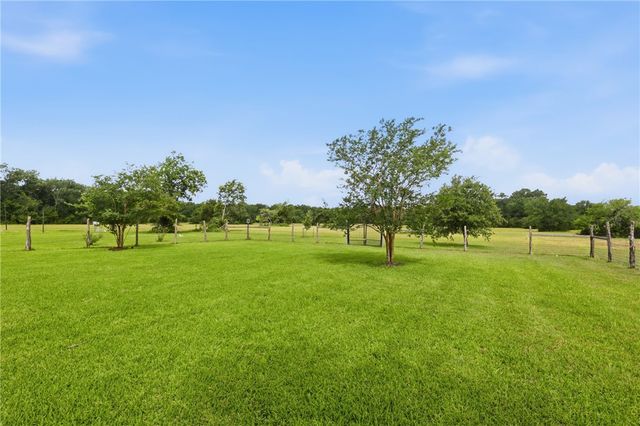 8299 County Road 179, Richards, TX 77873