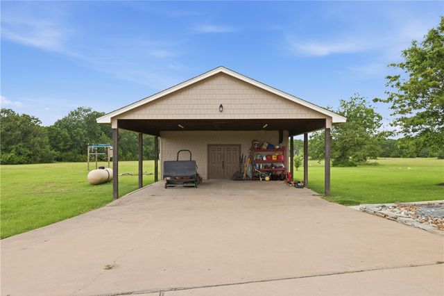 8299 County Road 179, Richards, TX 77873