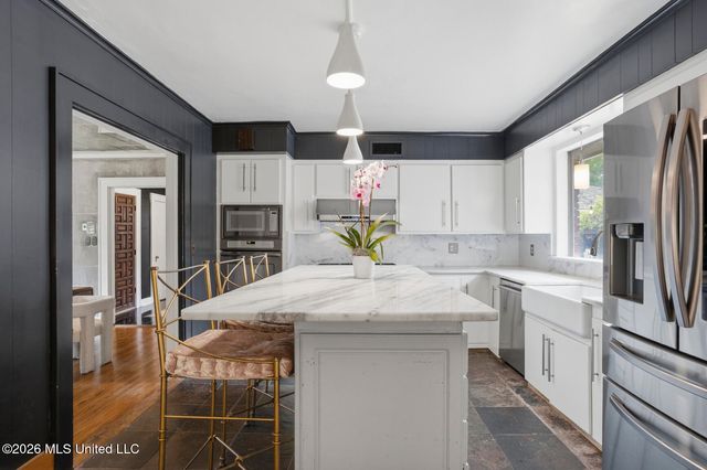 3702 Old Canton Road, Jackson, MS 39216