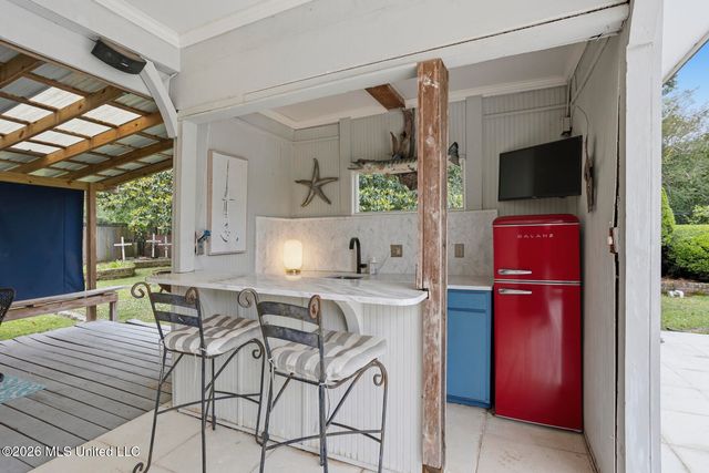 3702 Old Canton Road, Jackson, MS 39216