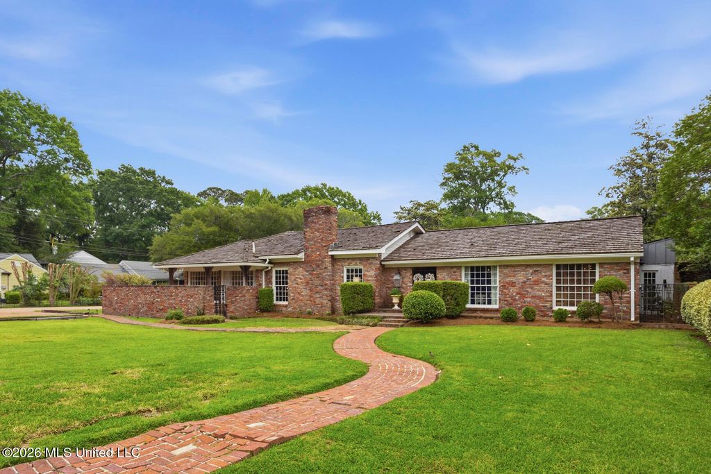 3702 Old Canton Road, Jackson, MS 39216