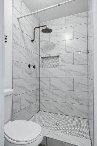 6406 Chimney Creek CIR A, Austin, TX 78723