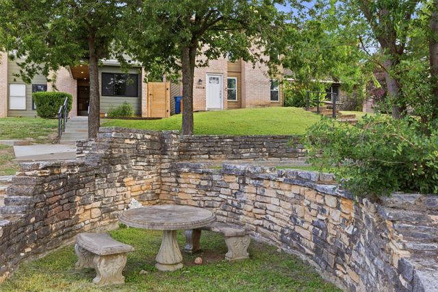 6406 Chimney Creek CIR A, Austin, TX 78723