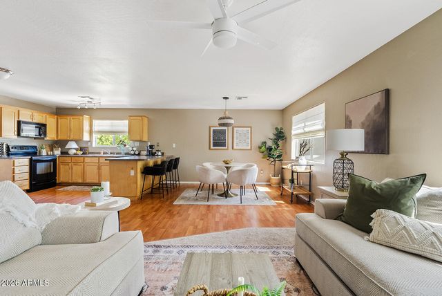 4028 E Lewis 2B Avenue, Phoenix, AZ 85008
