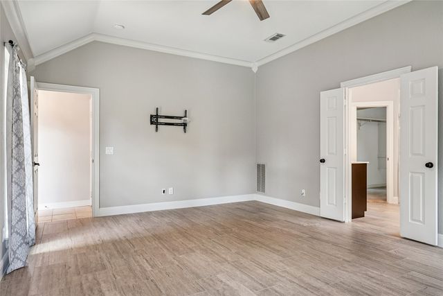 4797 Red Oak Circle, Aubrey, TX 76227